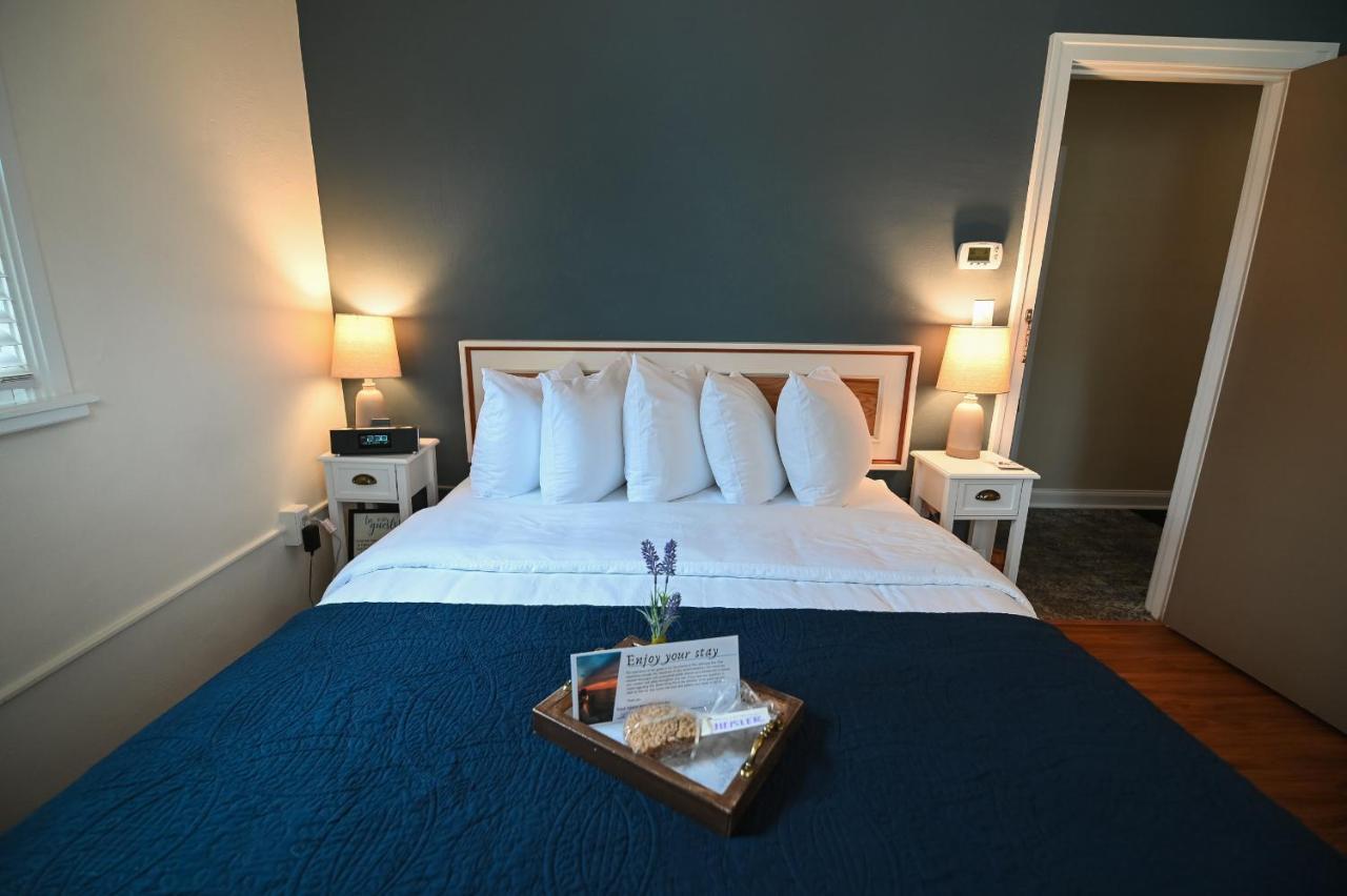 The Lakehouse Inn Geneva Zewnętrze zdjęcie