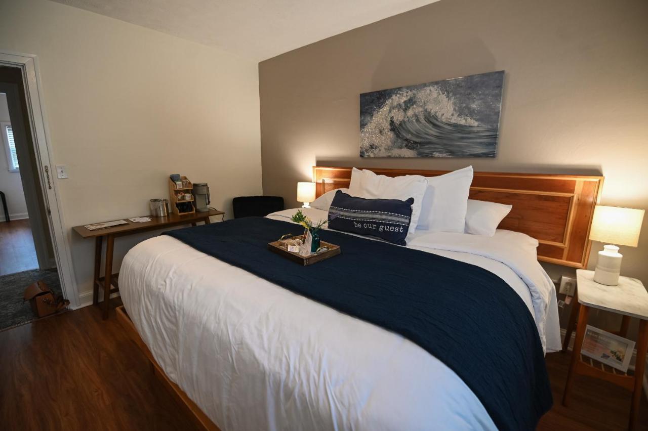 The Lakehouse Inn Geneva Zewnętrze zdjęcie